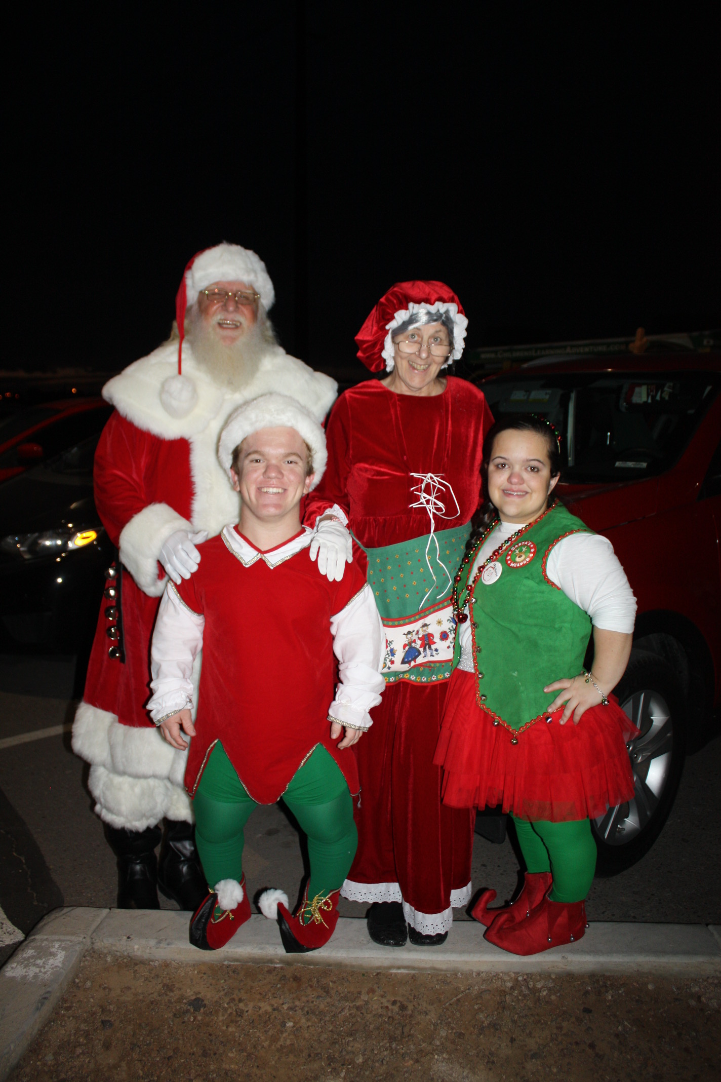 Mrs. Claus and Elves in Phoenix